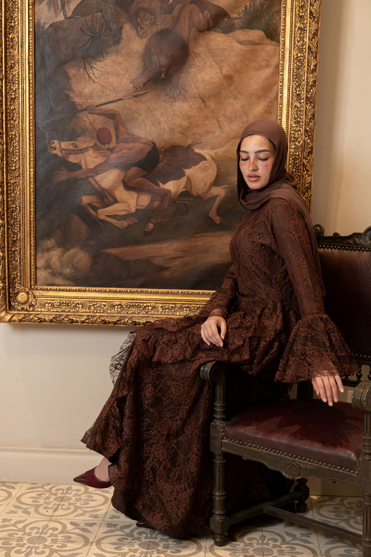 "Lara” dress in brown