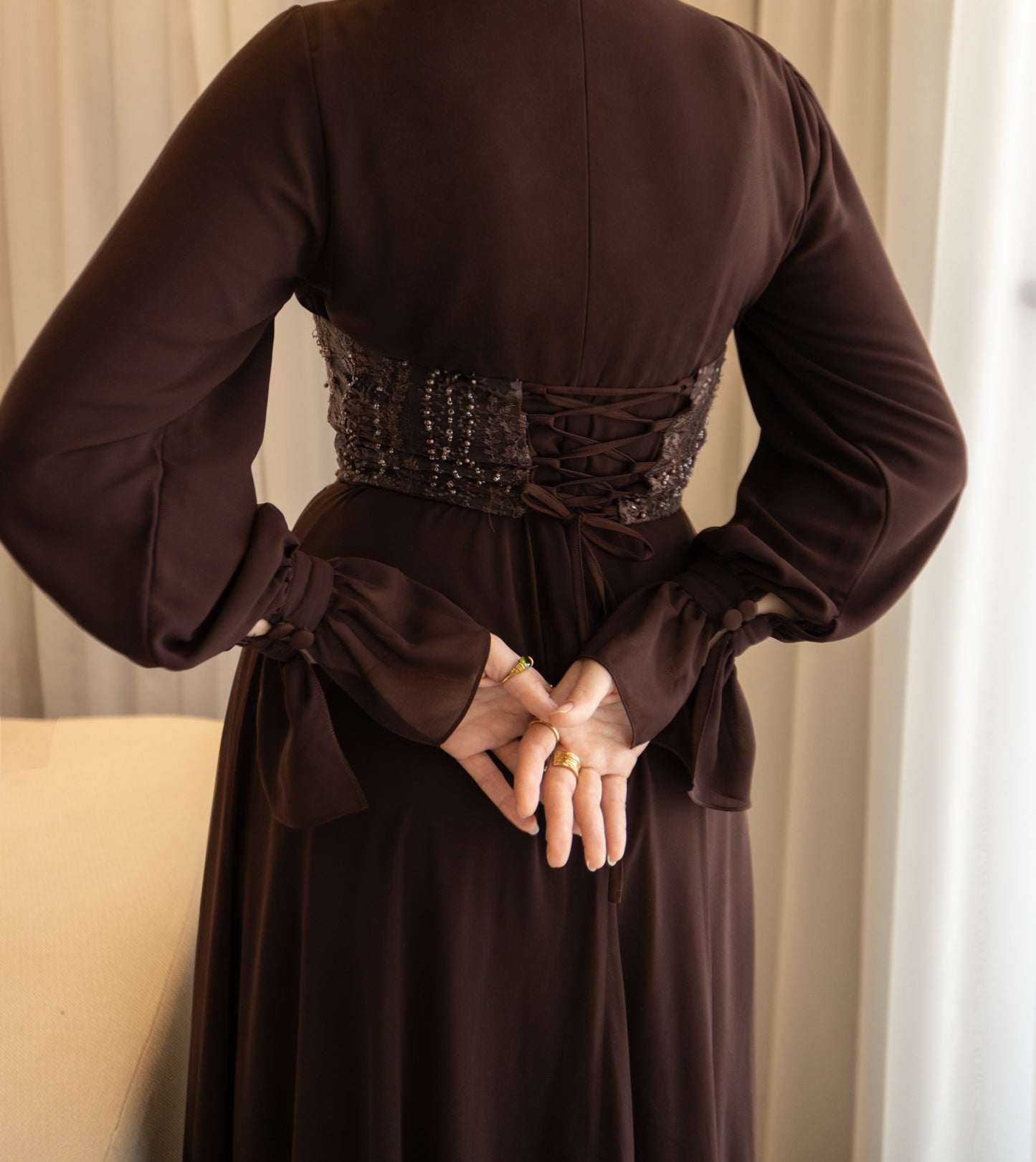 "Mila” dress in brown