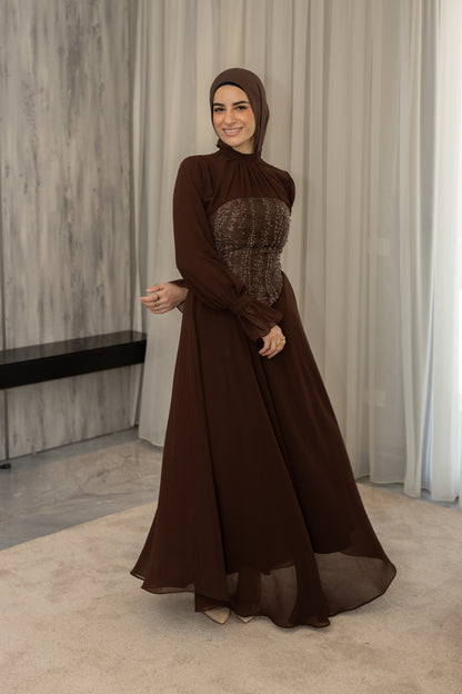 "Mila” dress in brown