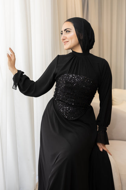 "Mila” dress in black