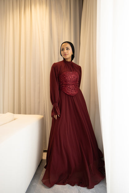 "Mila” dress in burgundy