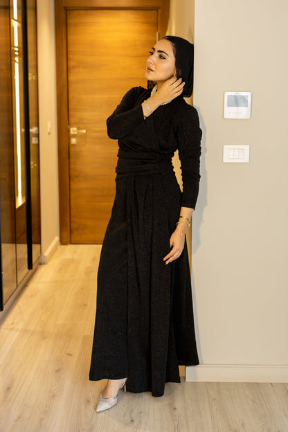 "Elen” dress in black [PRE-ORDER]