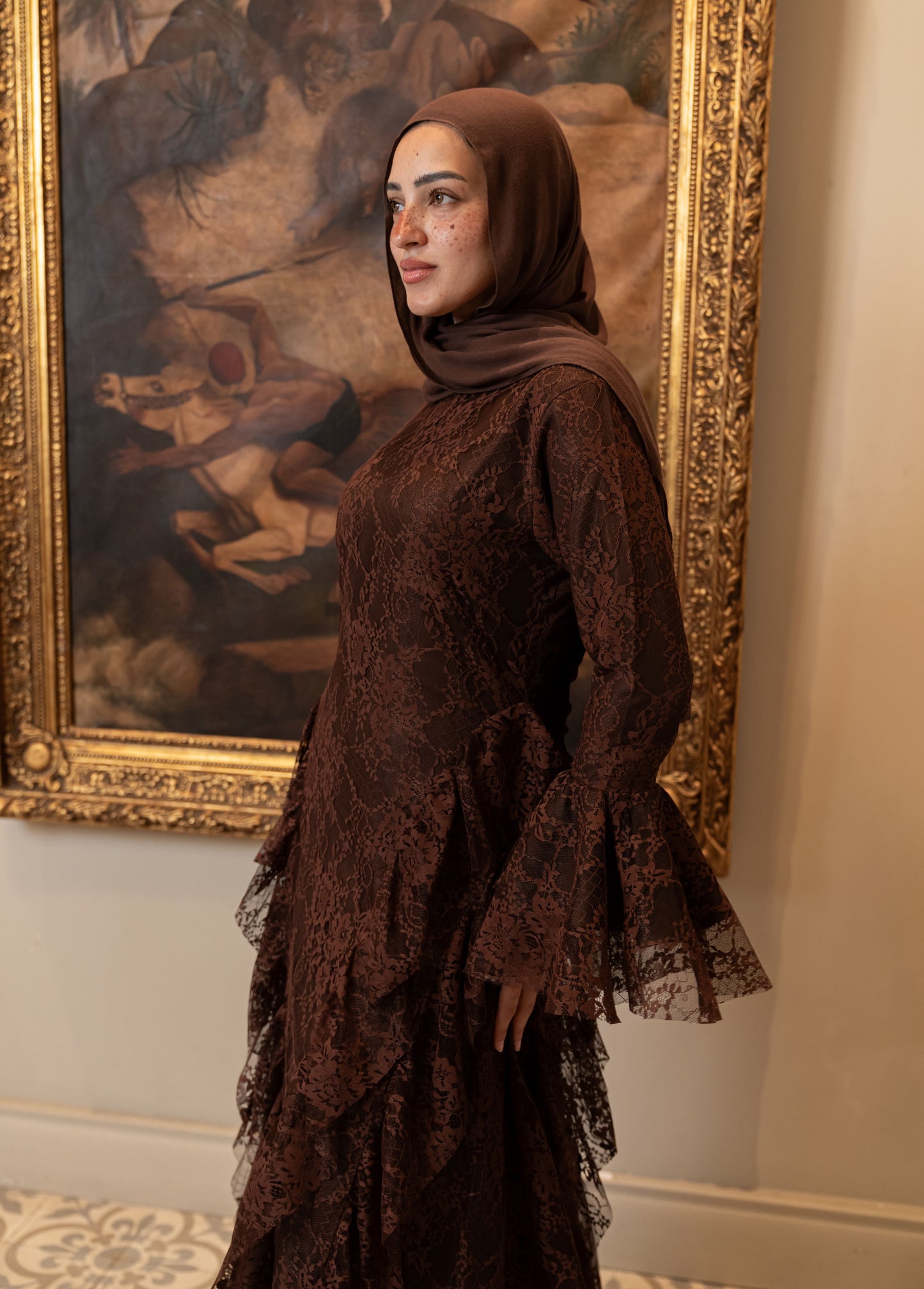 "Lara” dress in brown