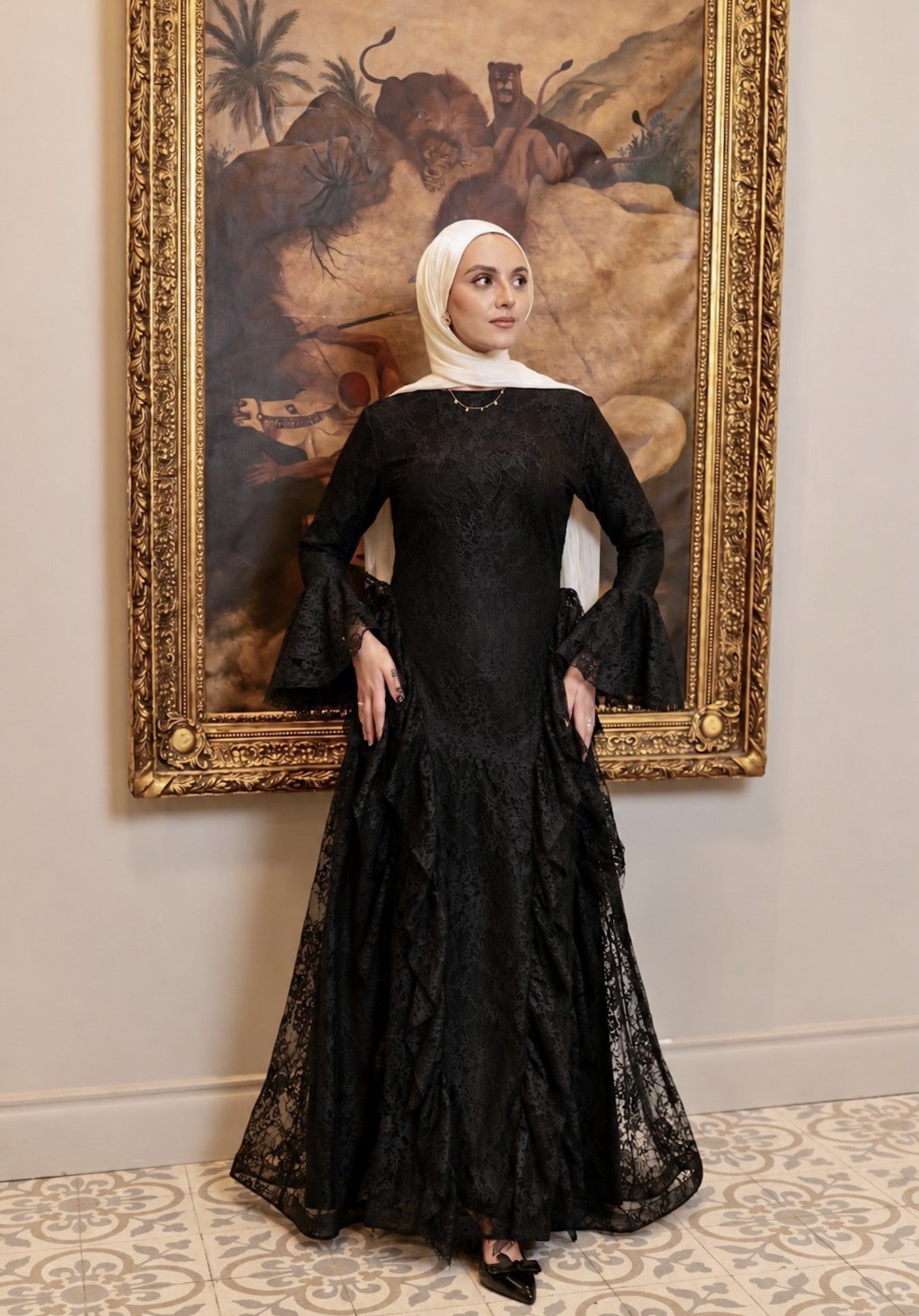 "Lara” dress in black