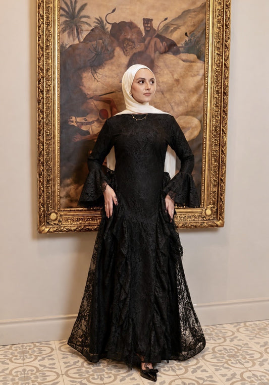 "Lara” dress in black