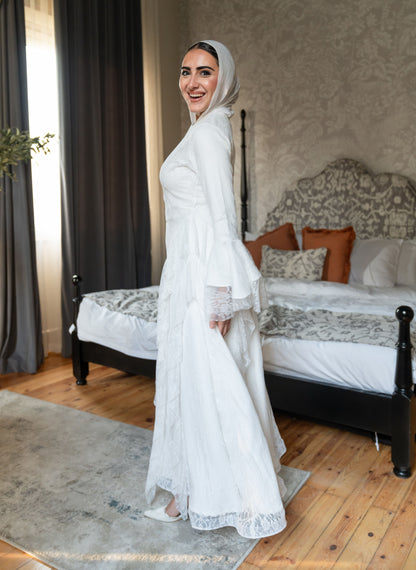"Lara” dress in white
