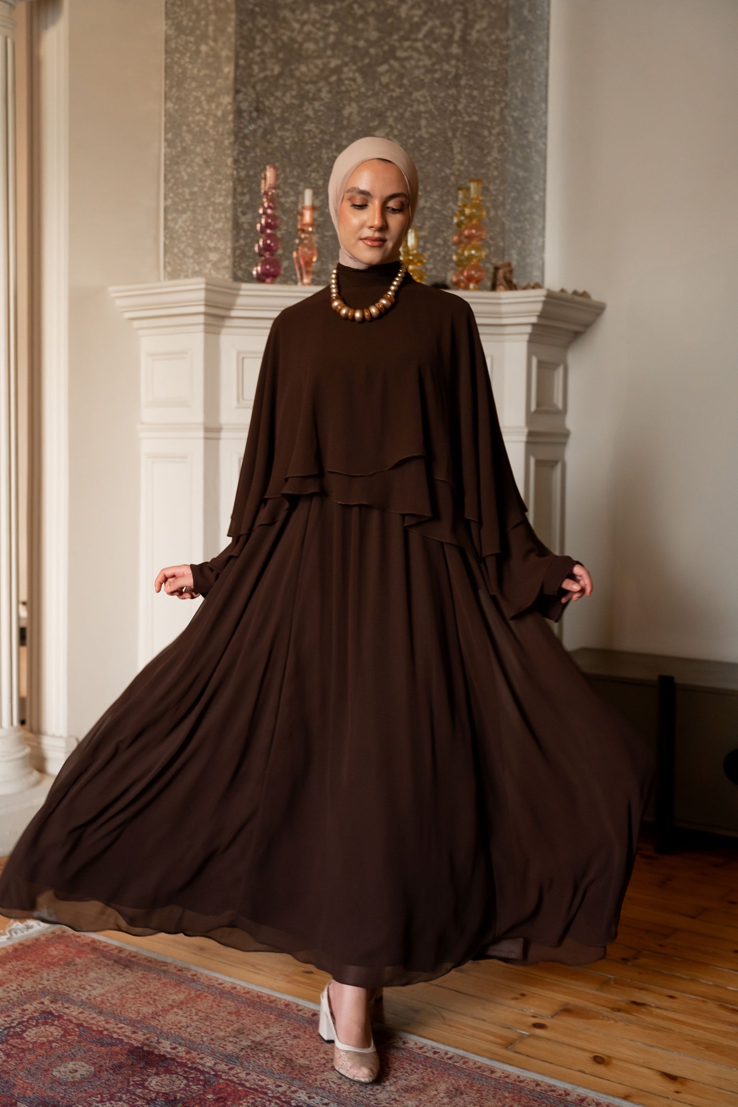 "Serena” dress in brown