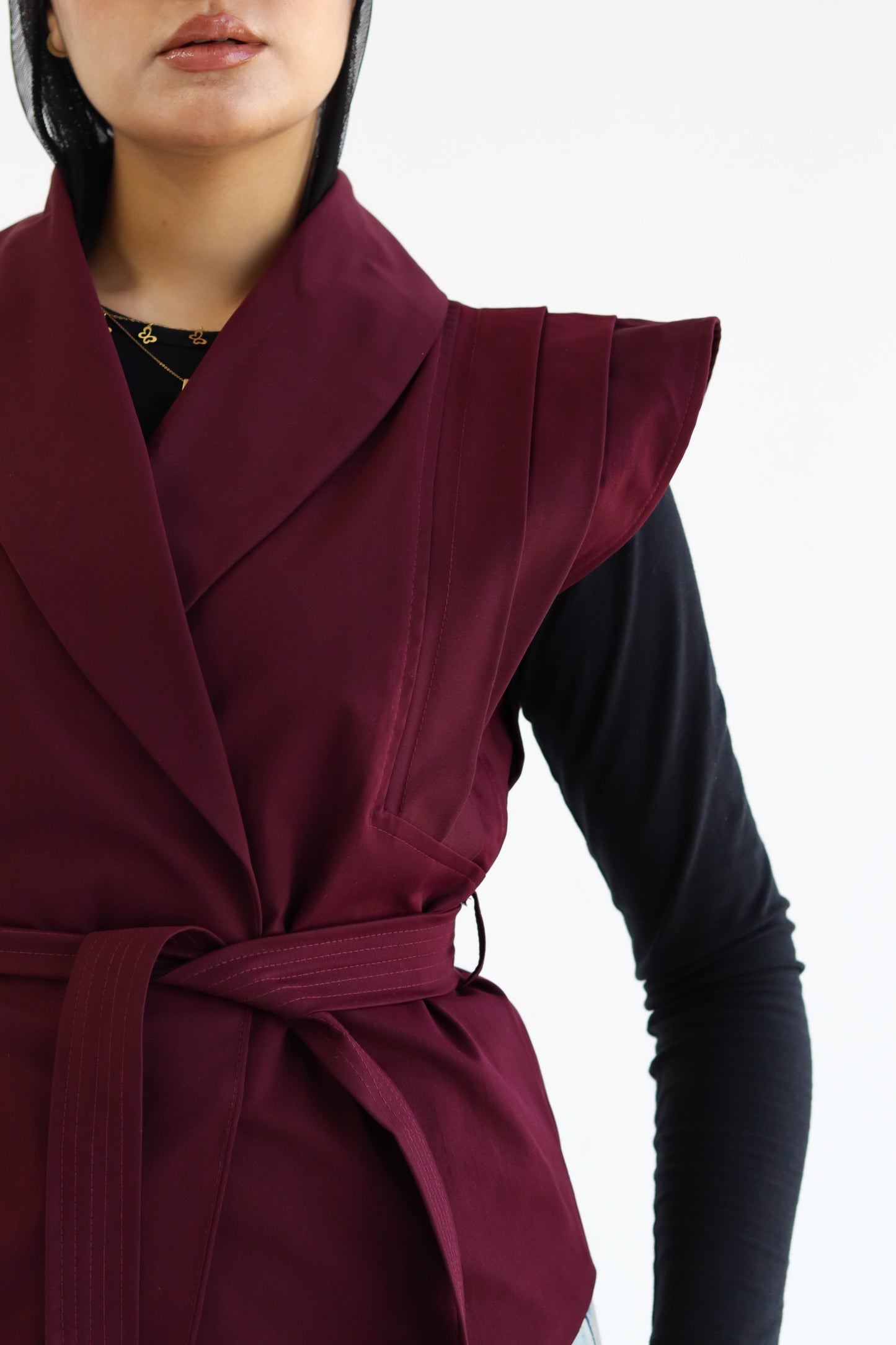 The "OPAL" Vest in Burgundy