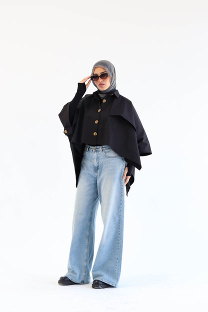 The "IVY" Cape in black