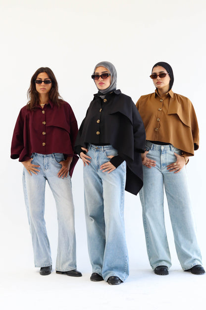 The "IVY" Cape in black