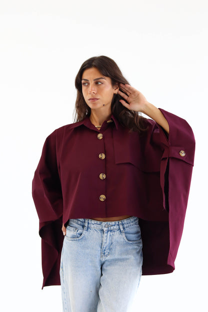 The "IVY" Cape in burgundy