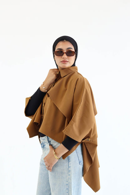 The "IVY" Cape in camel