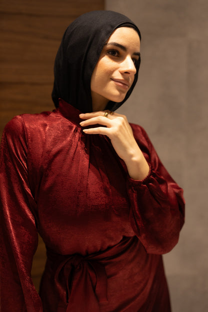 "SOLA” dress in burgundy