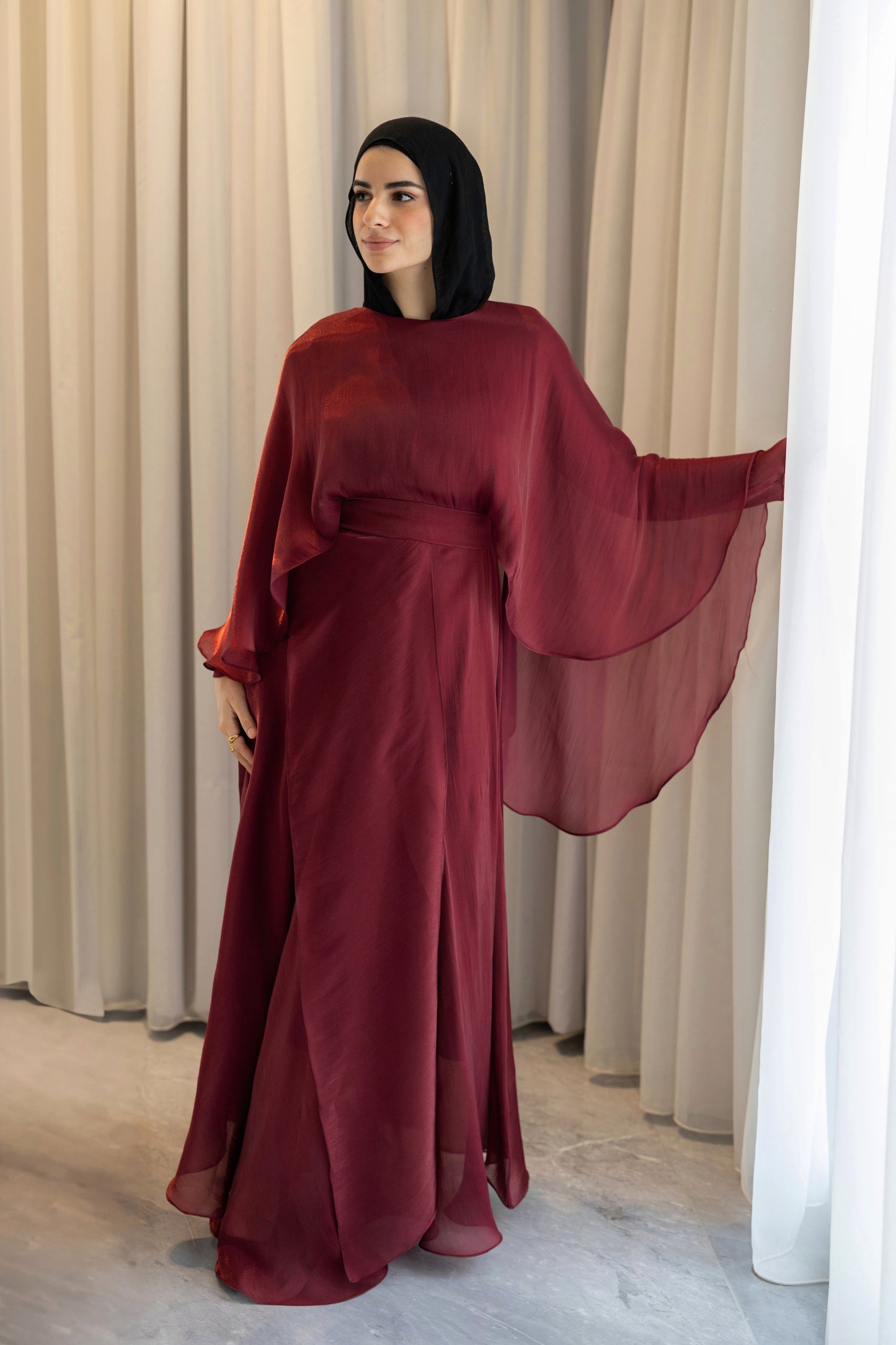 "Sofi” dress in burgundy