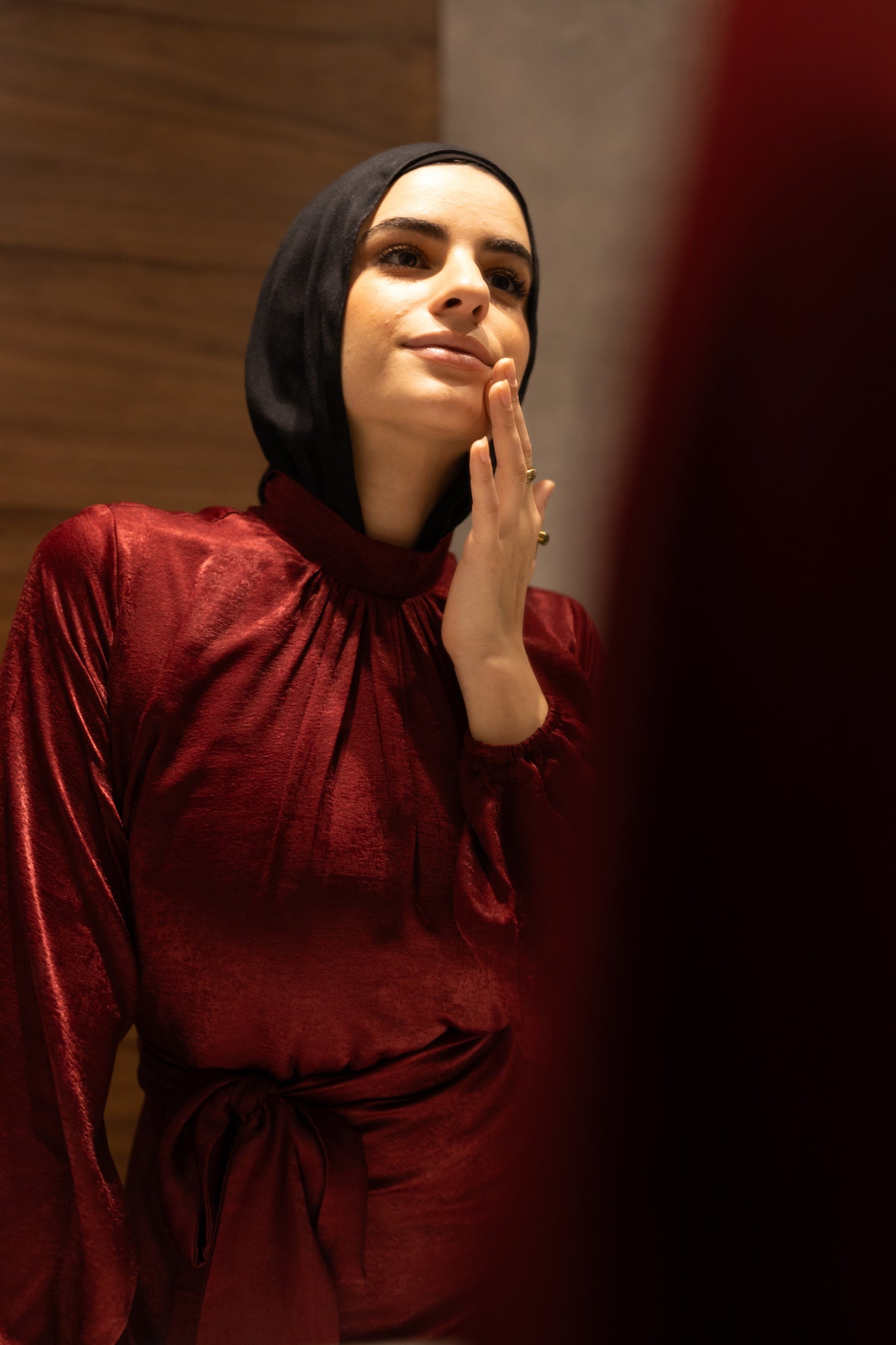 "SOLA” dress in burgundy