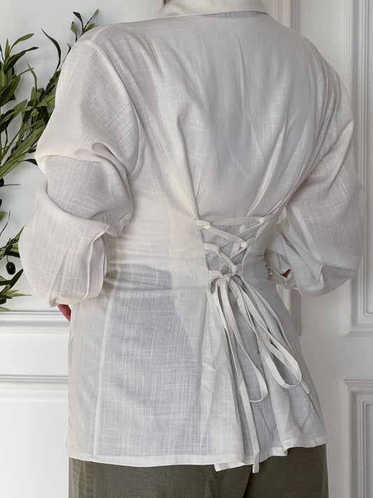 Victoria shirt in white [PRE-ORDER]