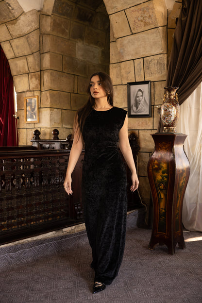 "Leen" Basic Dress in Black