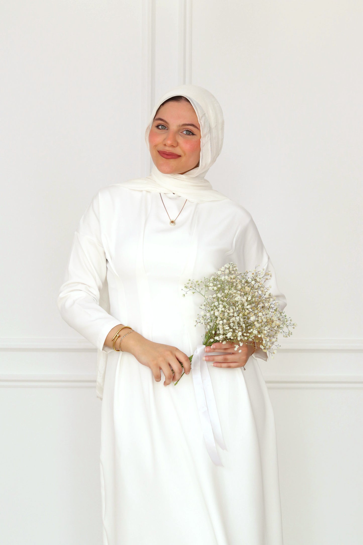 Bella dress in White