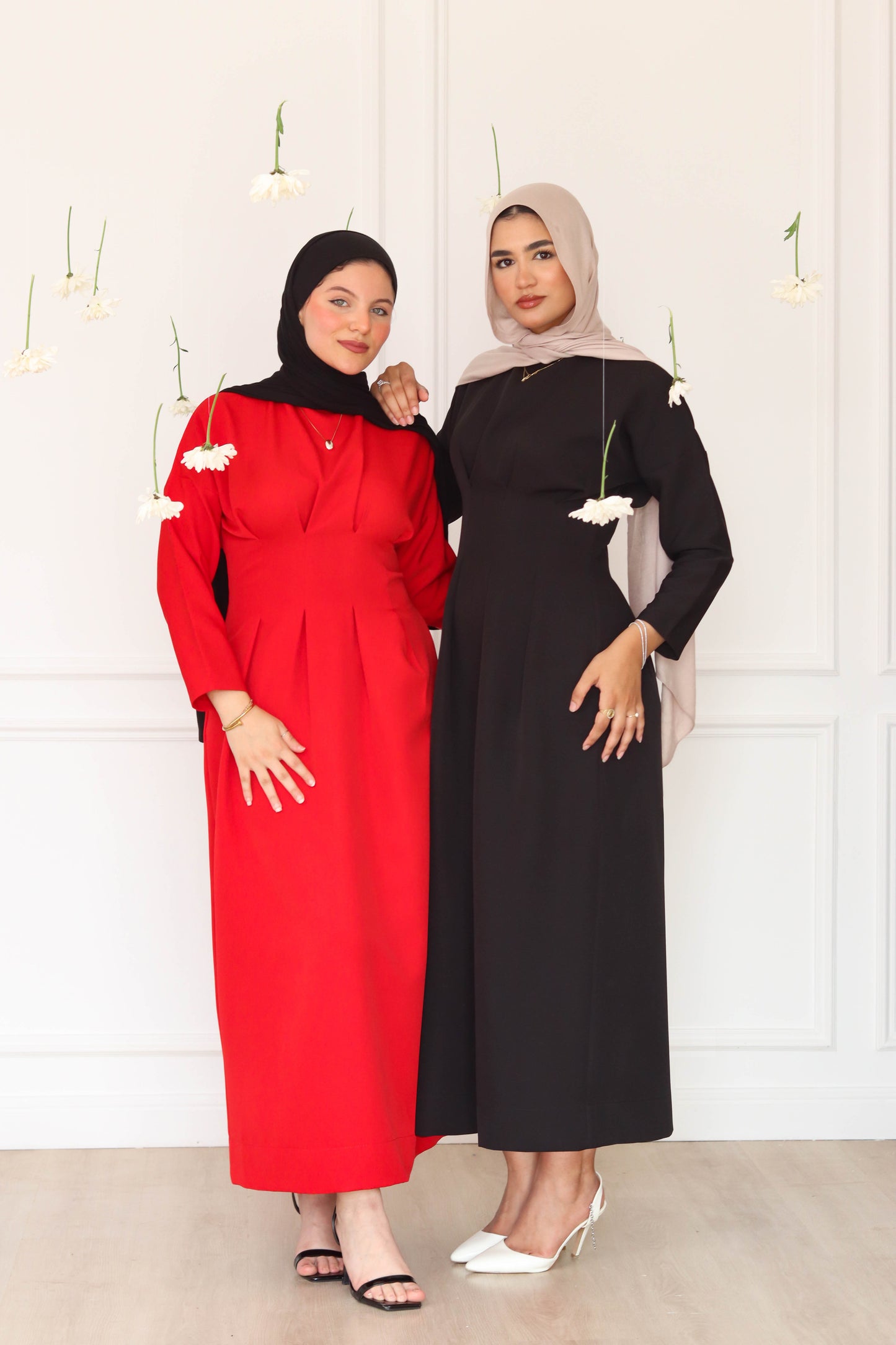 Bella dress in Black
