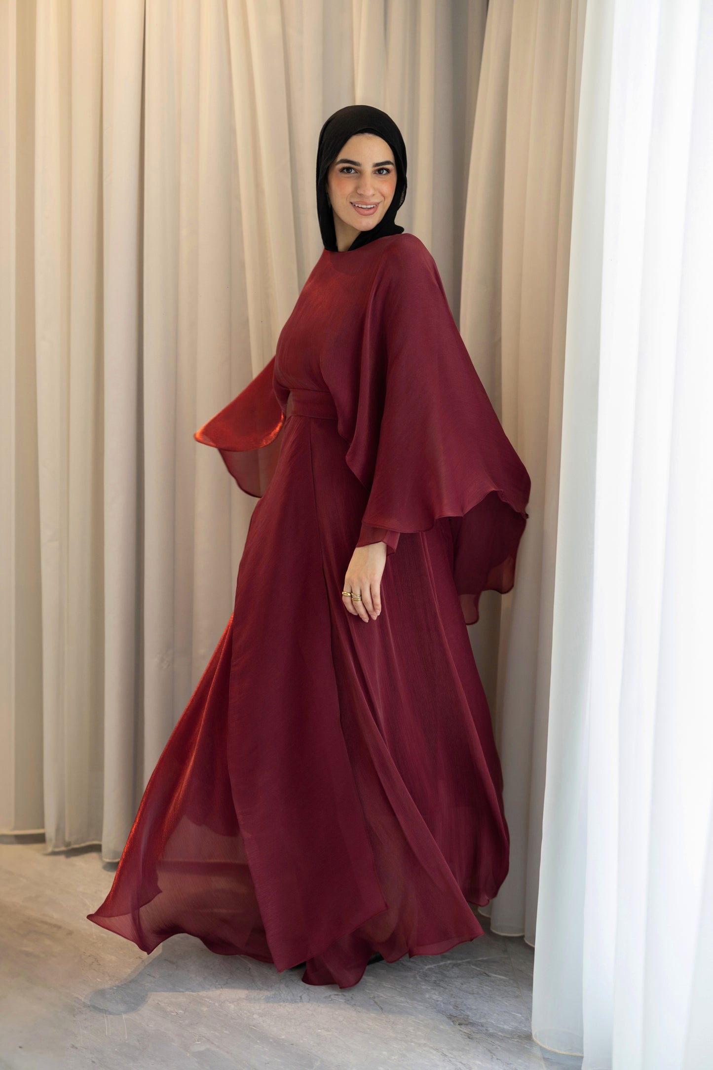 "Sofi” dress in burgundy
