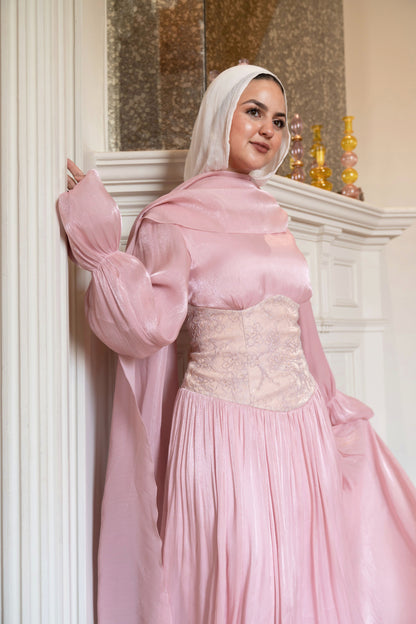 "Aria” dress in rose