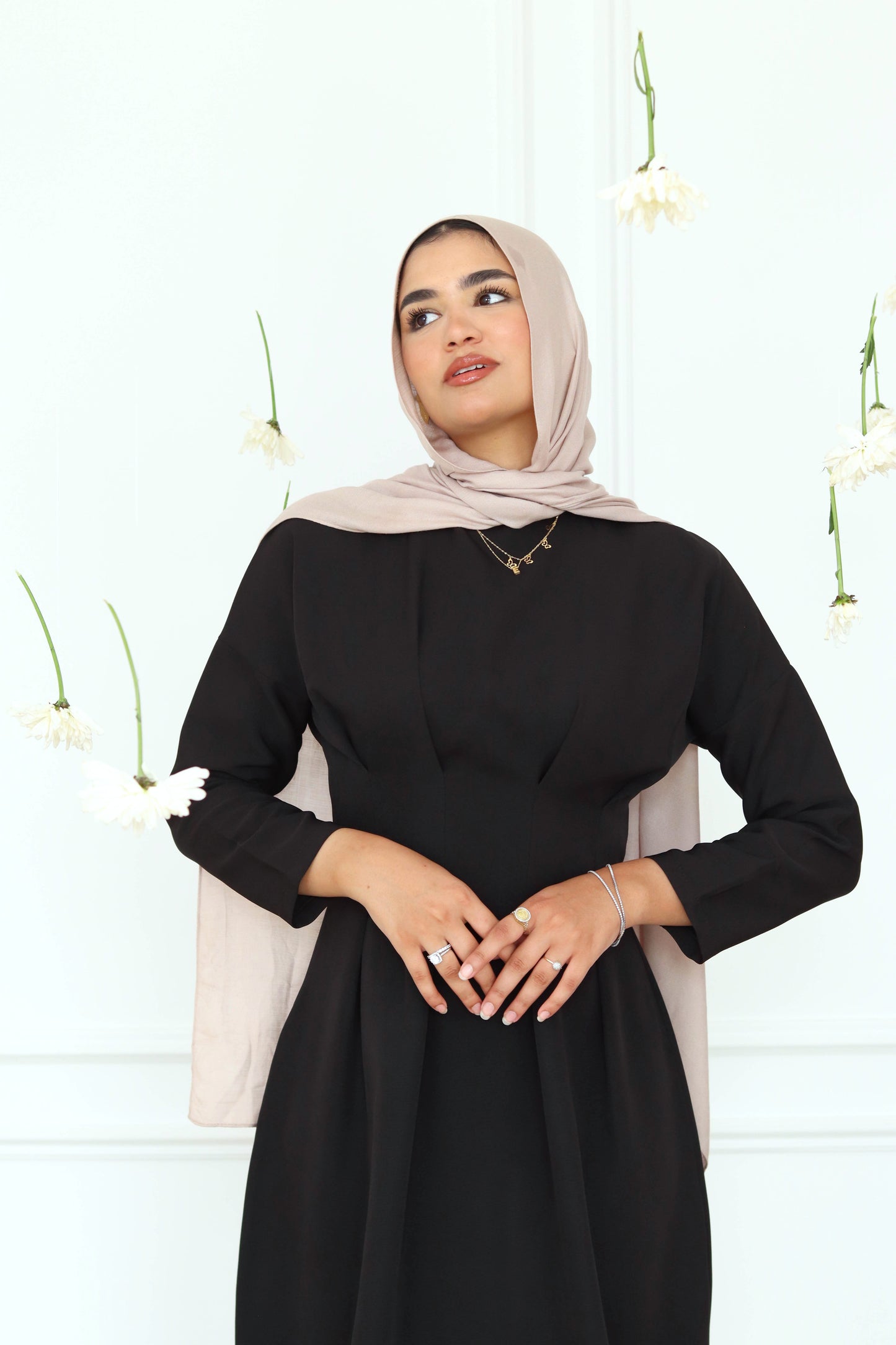 Bella dress in Black