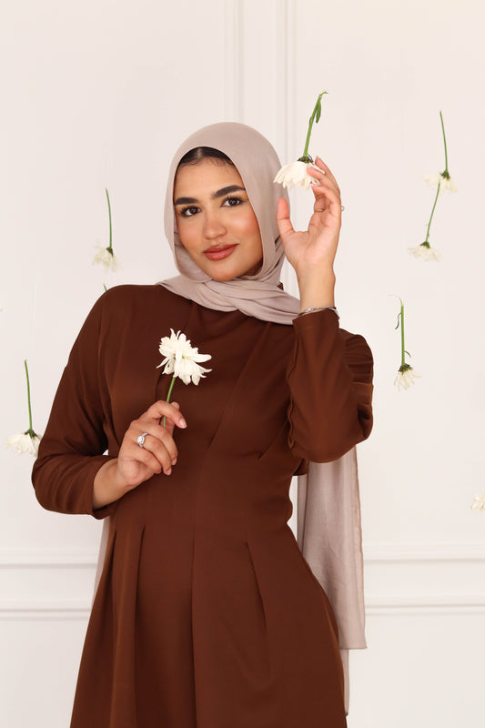 Bella dress in Brown