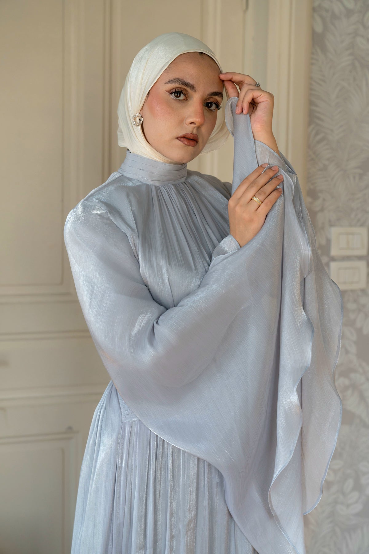 "Luna” dress in Grey