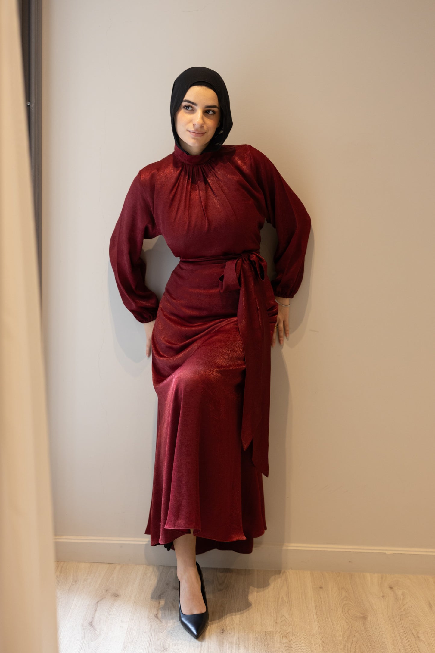 "SOLA” dress in burgundy