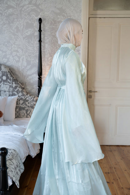 "Luna” dress in Mint