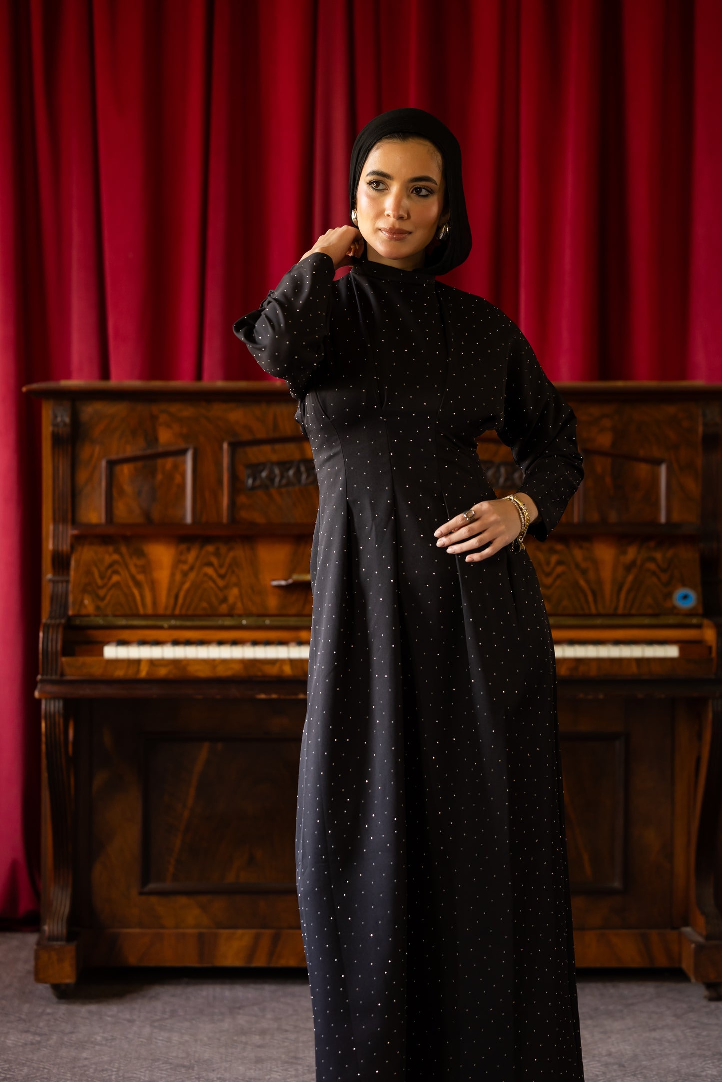 Bella Luxe Dress in Black