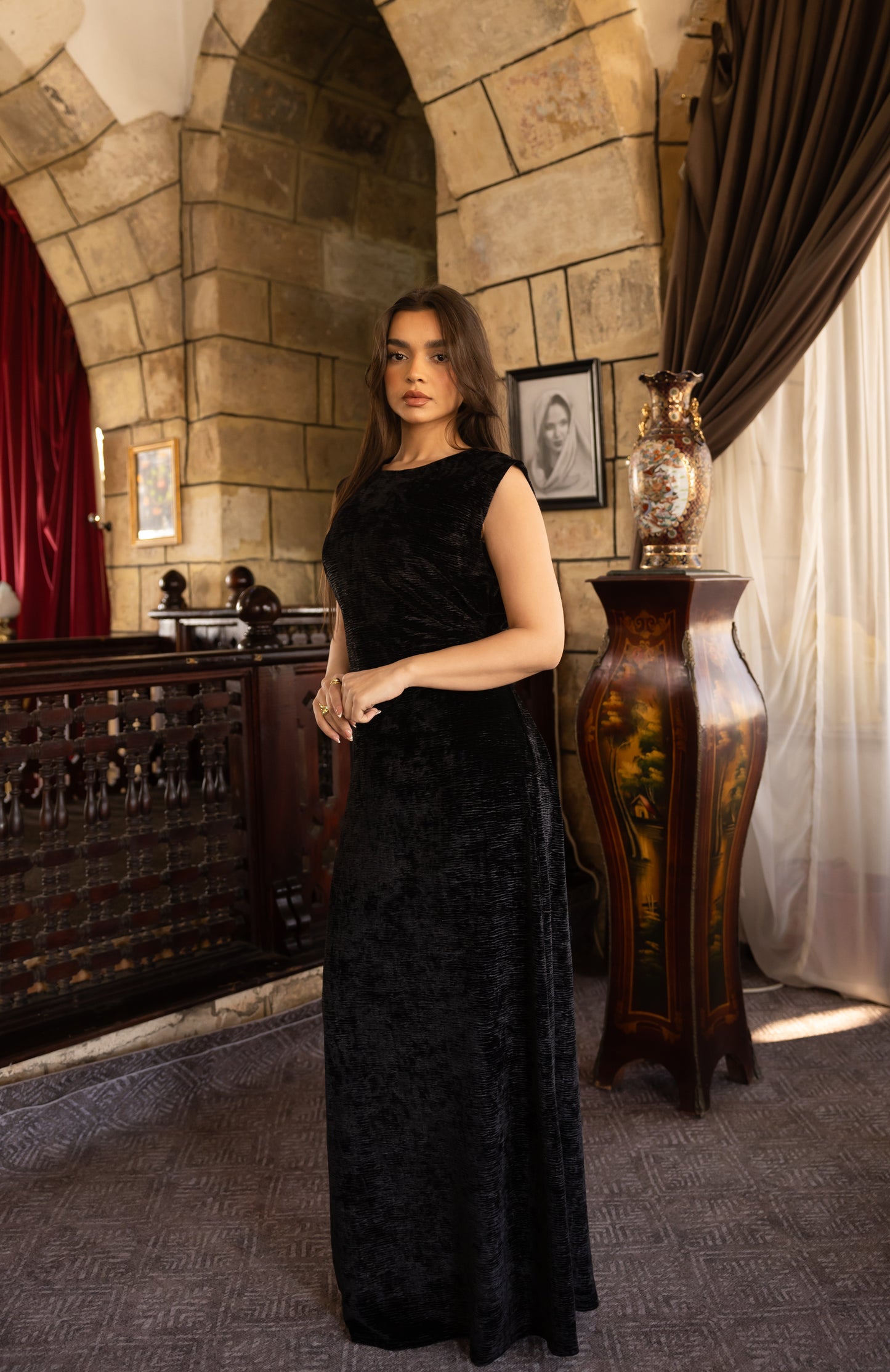 "Leen" Basic Dress in Black