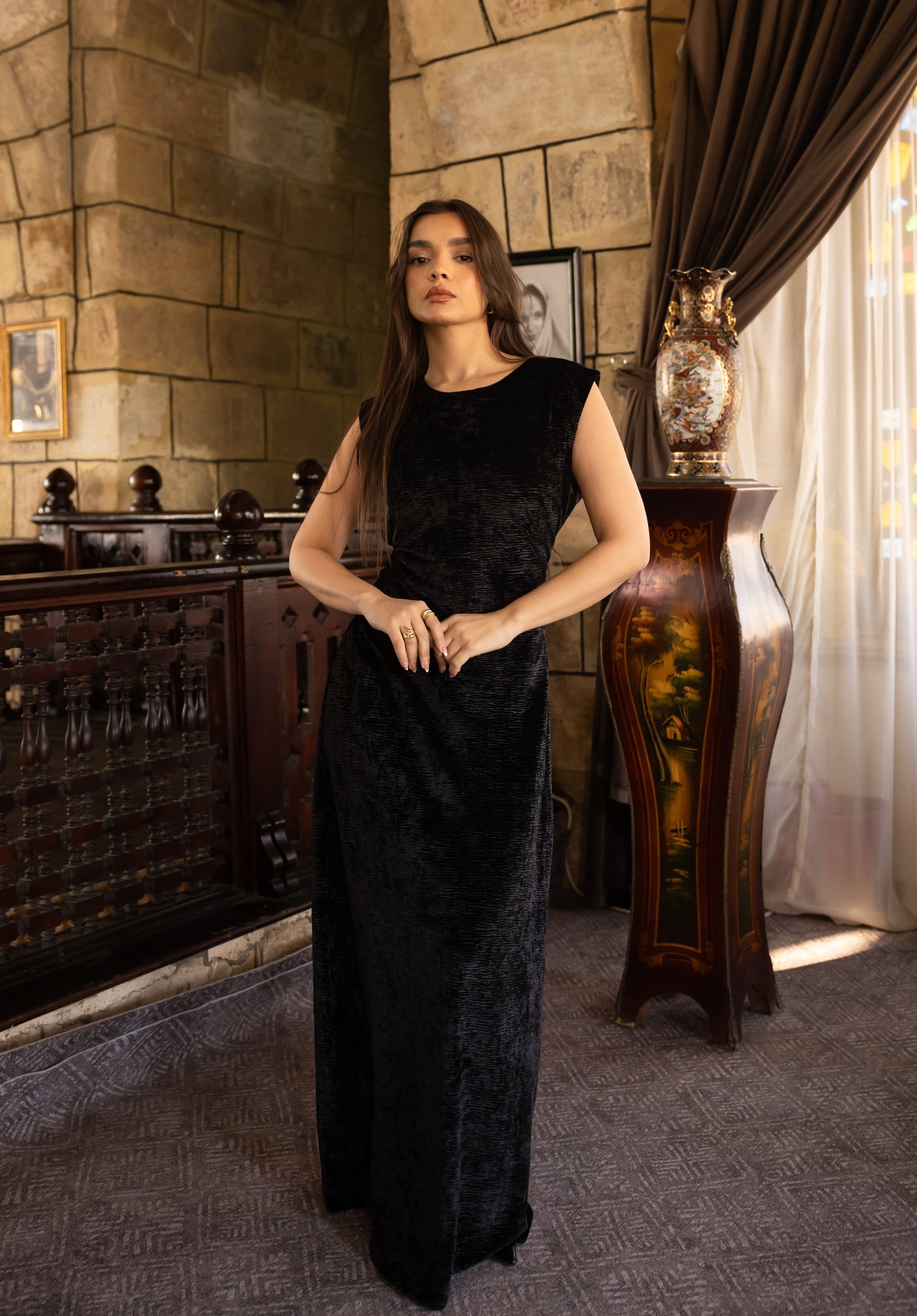 "Leen" Basic Dress in Black