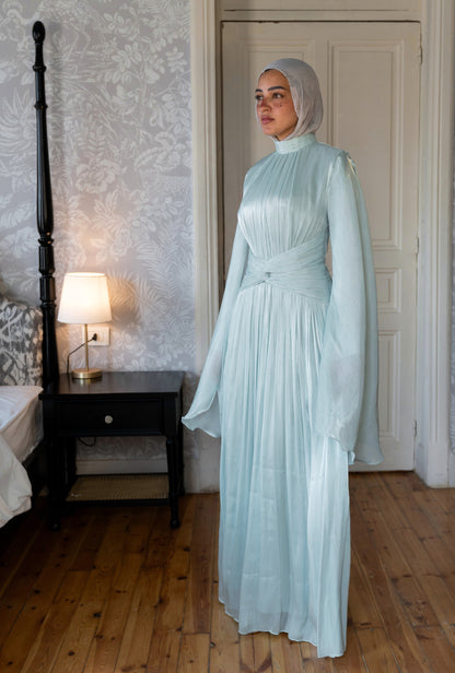 "Luna” dress in Mint