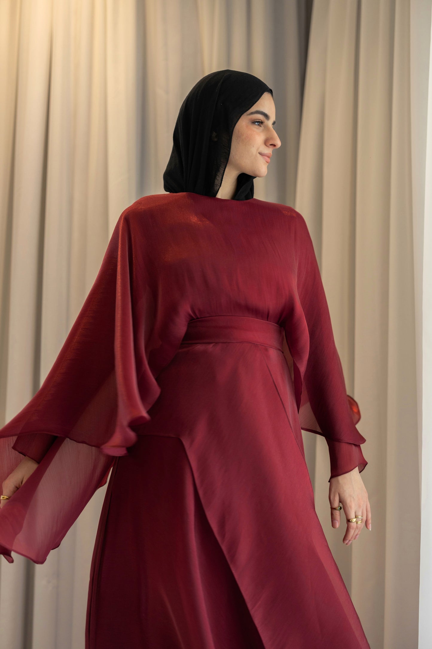 "Sofi” dress in burgundy