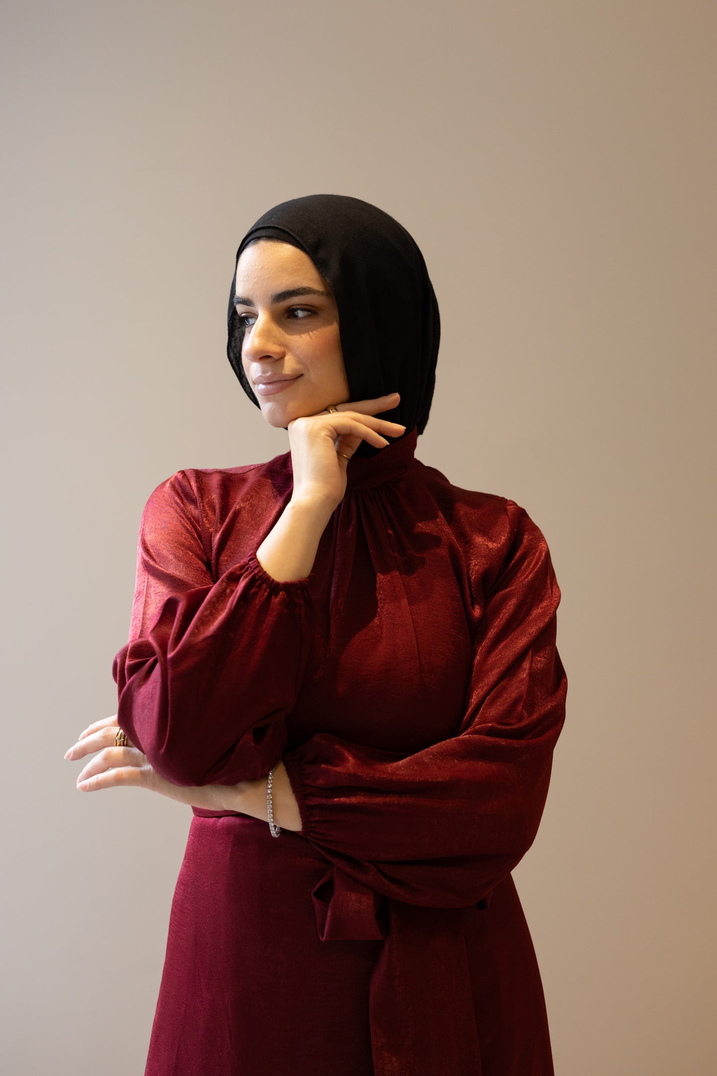 "SOLA” dress in burgundy