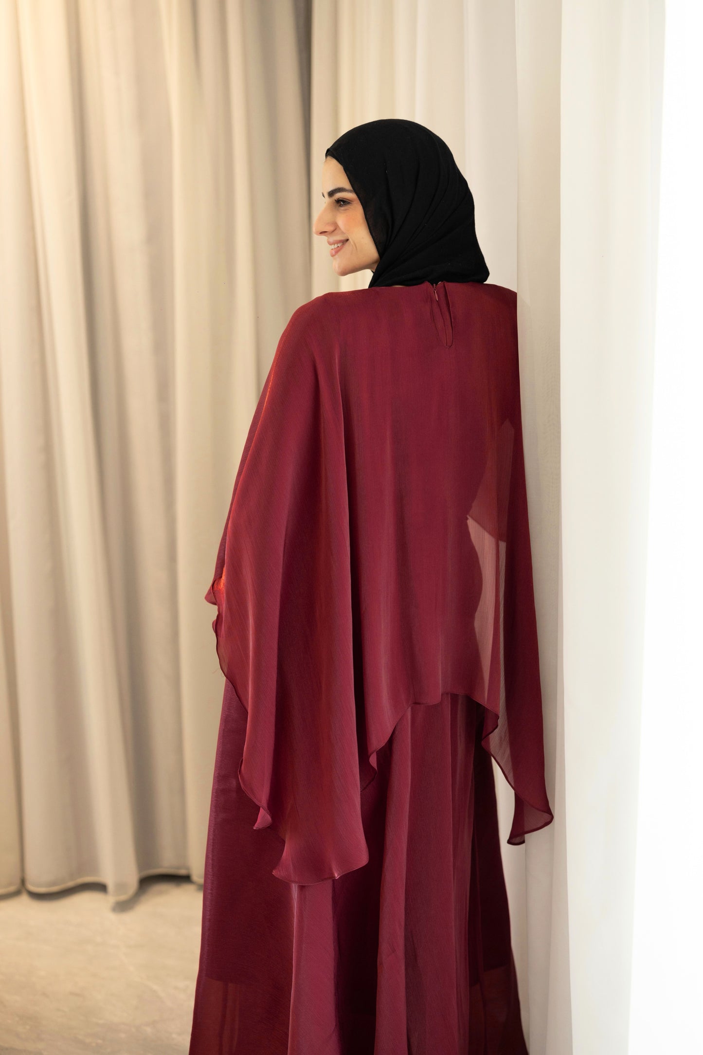 "Sofi” dress in burgundy