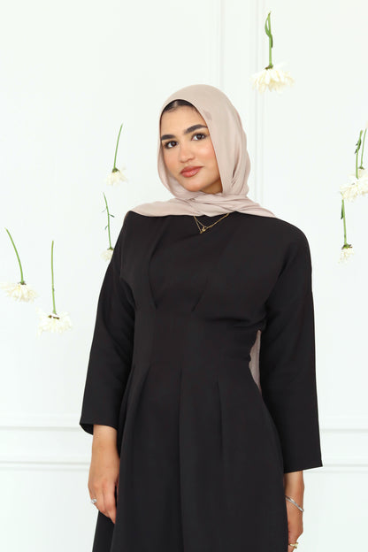 Bella dress in Black