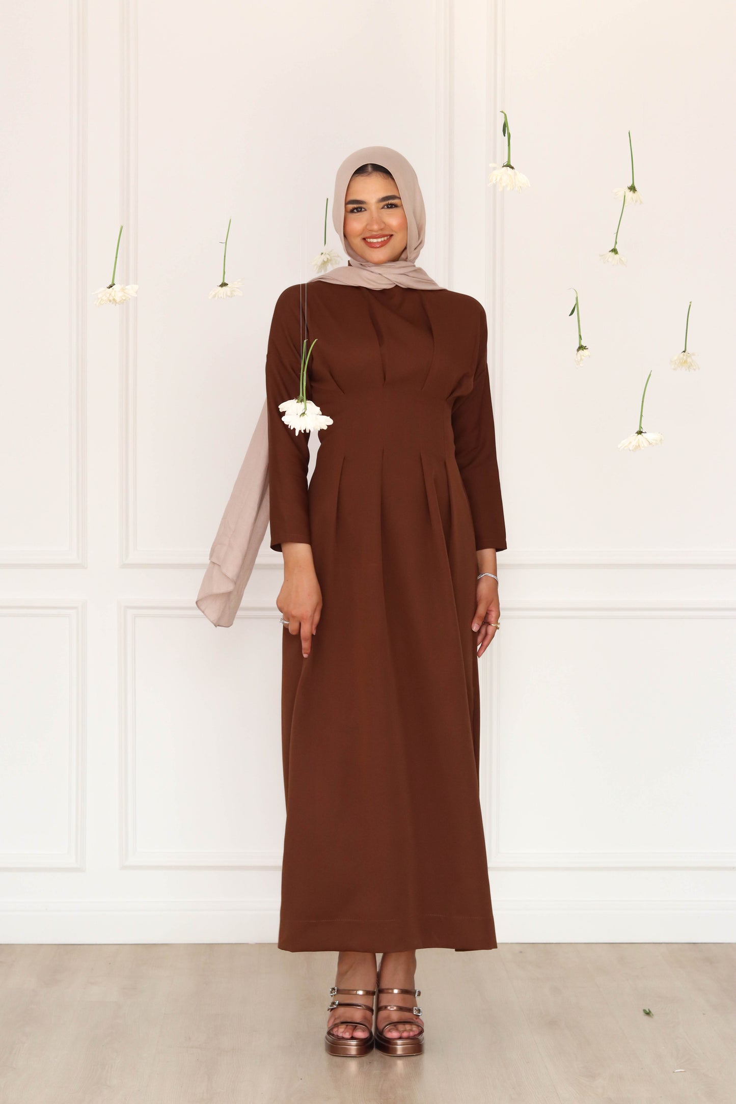 Bella dress in Brown